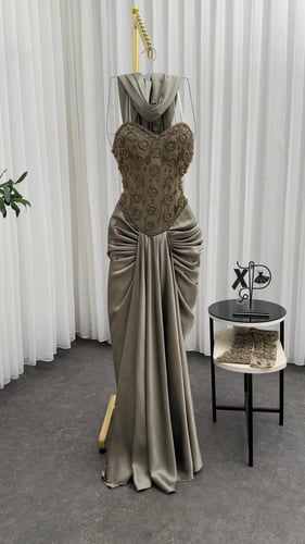 فستان تانيا