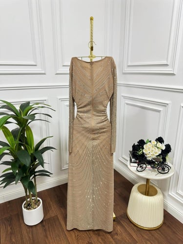 فستان نتاشاء