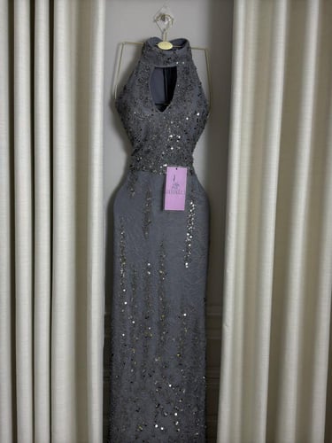 فستان كالسيا