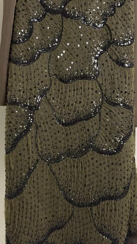 فستان لايسي