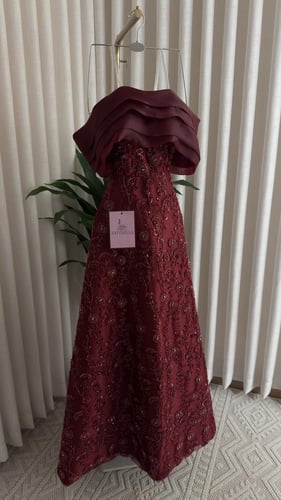 فستان فانسيلور