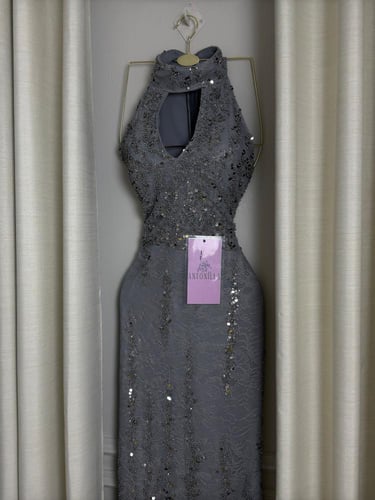 فستان كالسيا