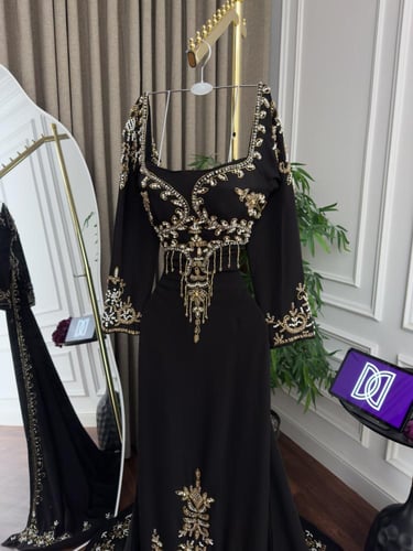 فستان سميره