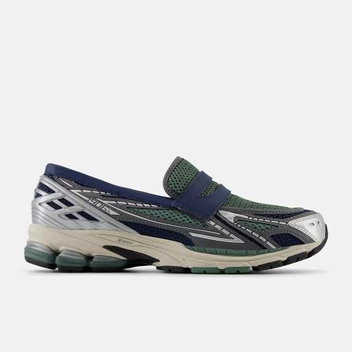 New Balance 1906L loafer Silver Metallic with NB Navy and Dark Juniper