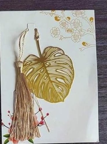 فاصل نحاسي للكتب