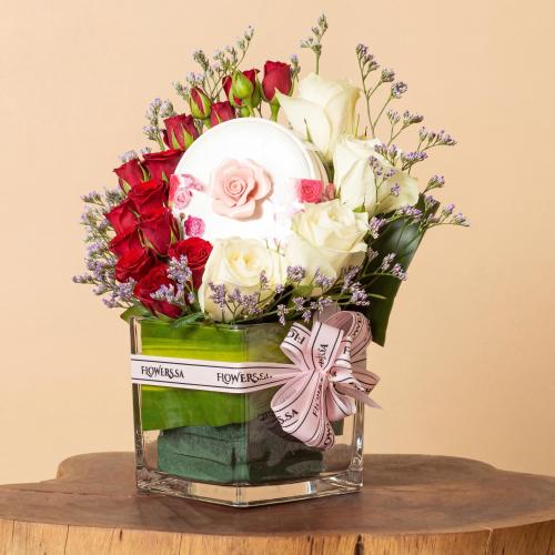 Flower vase with chocolate