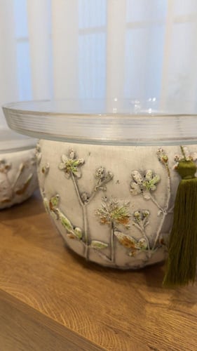 مجموعة الاقحوان من اربع قطع ملاحظه نرسل الغرا وطري...