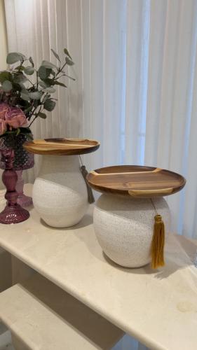 طقم من قطعتين قطر الصحن ٢٥ سم