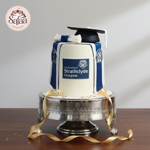 Graduation cake 082