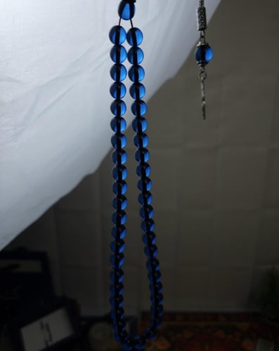 سبحة بكلايت كحلي شفاف داكن