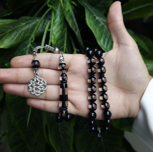 سبحة بكلايت لونين اسود و شفاف طربزونة