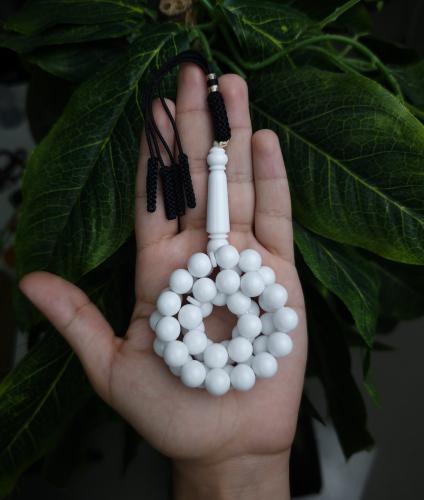 سبحة بكلايت ابيض ملكي كركوشة