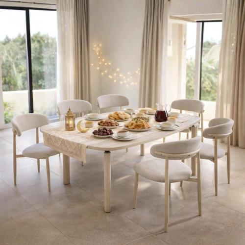 طاولة طعام