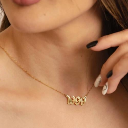 سلسال نسائي برقم عيد الميلاد ذهبي