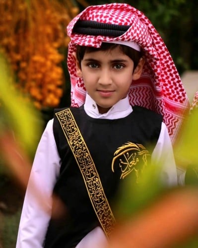 سديري عيد ولادي لون اسود بتطريز ملكي