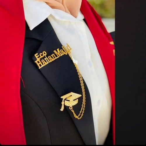 بروش تخرج 2026 لون ذهبي