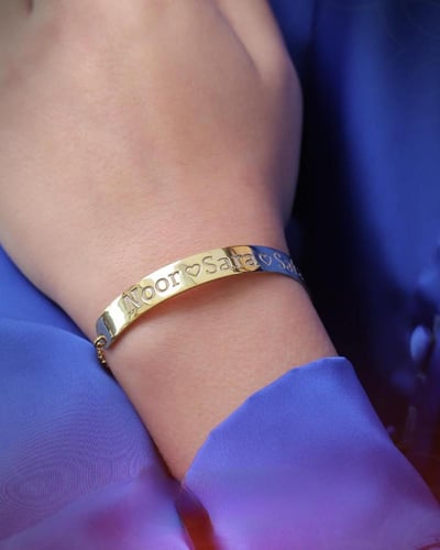 اسواره ذهبيه محفورة حسب الطلب