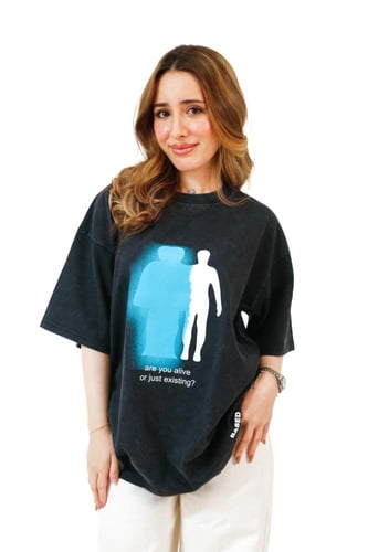 oversized black T-shirts