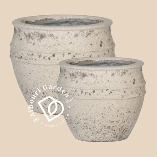 مجموعة أحواض بيضاء بلون الطباشير من الألياف