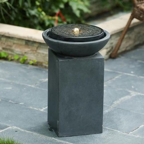 نافورة زهرة كلاسيكية منقوشة مع ضوء ليد