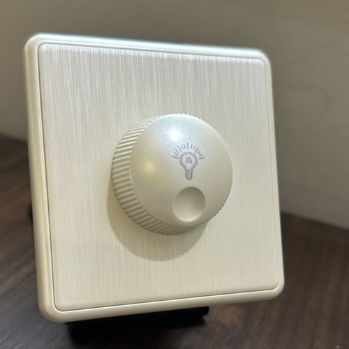 مفتاح ديمر اضاءة 1000 امبير لؤلؤئي MR ضمان 25 سنة