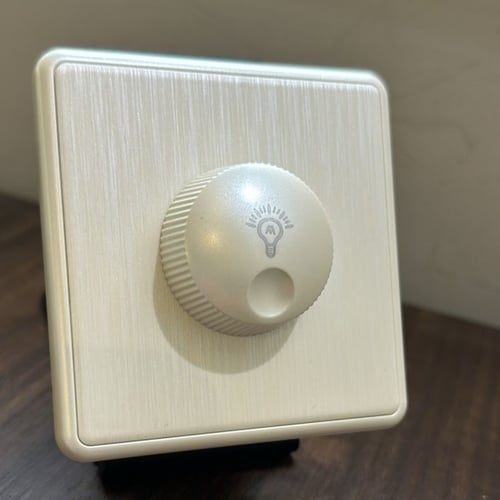 مفتاح ديمر اضاءة 1000 امبير لؤلؤئي MR ضمان 25 سنة