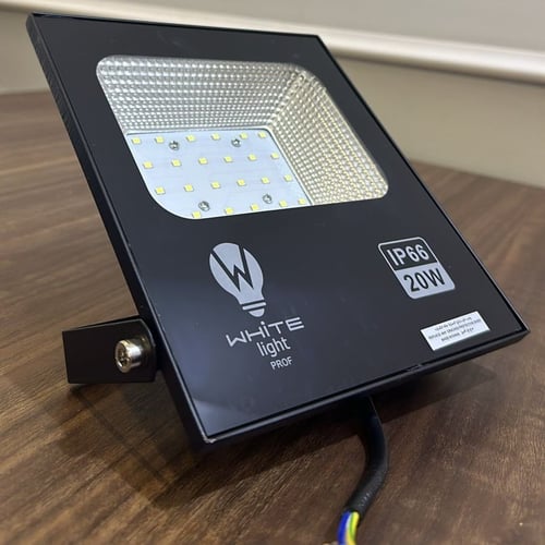 كشاف ليد خارجي متحرك 20 واط ضمان 2 سنوات