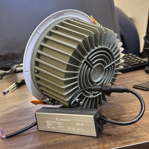 كشاف كوب المنيوم 60 وات 20 سم ضمان 5 سنوات