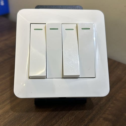 مفتاح رباعي ابيض MR ضمان 25 سنة