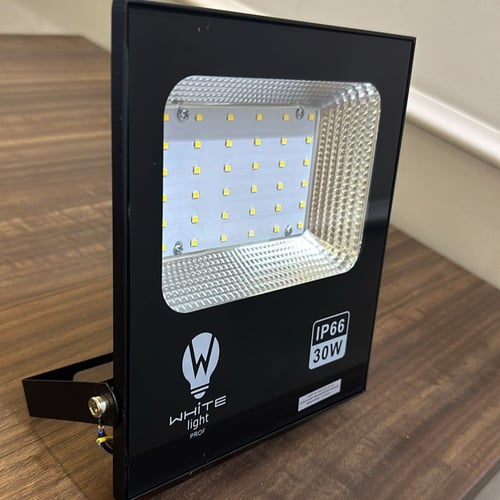 كشاف ليد خارجي متحرك 30 واط ضمان 2 سنوات