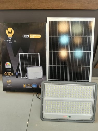 كشاف طاقه شمسيه شرايح 400 واط ضمان 1 سنه