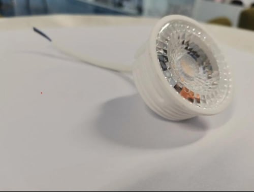 عدسه سراميك ضد التوهج بلاستيك 7واط ضمان 2 سنوات