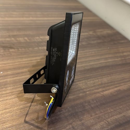 كشاف ليد خارجي متحرك 10واط ضمان 2 سنوات