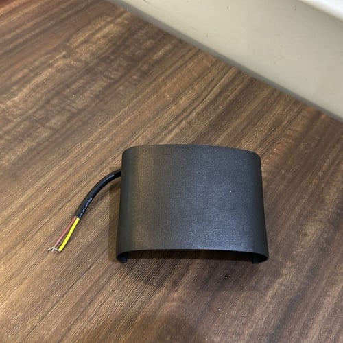 اضاءة جدارية خارجية ثنائي الامنيوم 4 وات 4 لمبات