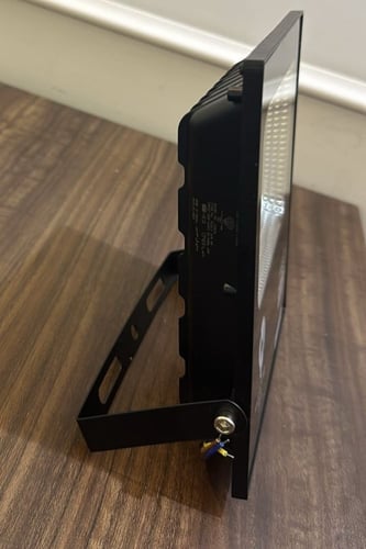 كشاف ليد خارجي متحرك 30 واط ضمان 2 سنوات