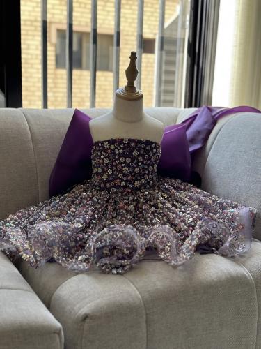 فستان مطرز ليلكي