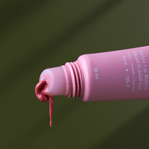 زبدة الشفاة بالورد