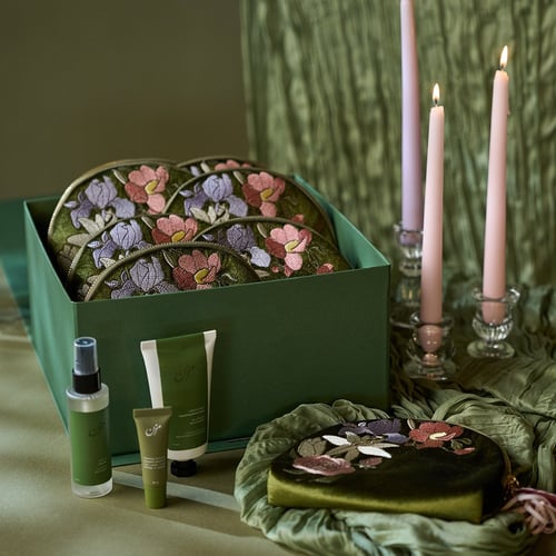 مجموعة اهداء دائماً معك