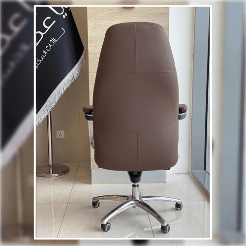 كرسي بنتلي قهوي متحرك ظهر عالي