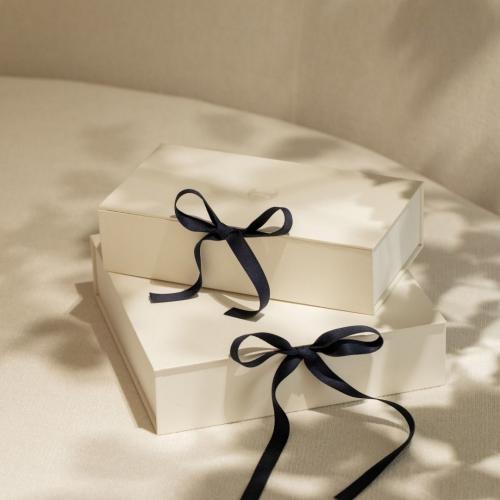 Gift wrapping