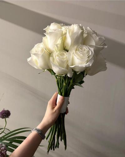White artificial roses