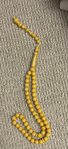 Yellow-colored Tamleeka prayer beads