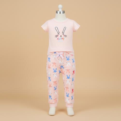 طقم بيجامة قصير أطفال لون لبني تصميم الارنب قطعتين...