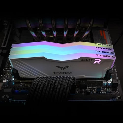 رام T-FORCE DDR4 RGB سعة 16GB (2x8) بتردد 3600MHz...