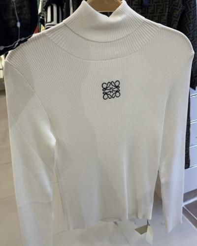 ET049 Loewe