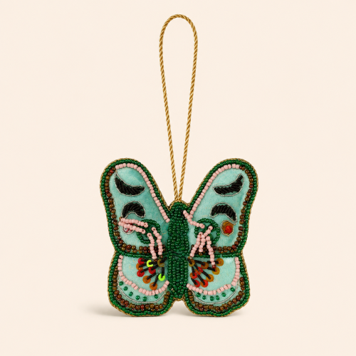 تشارم الفراشة - Butterfly