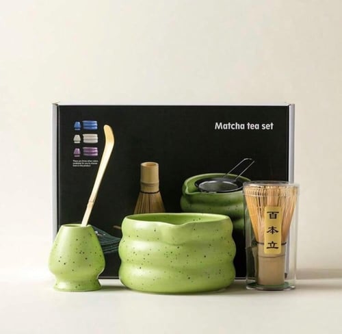 مجموعة أدوات الماتشا