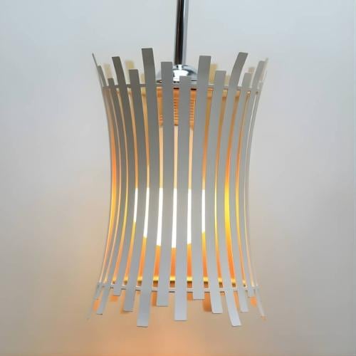 ثريا علاقي مودرن مفرد بلون أبيض مع ذهبي