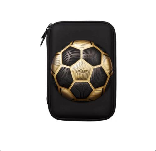 مقلمة ماركة SMIGGLE