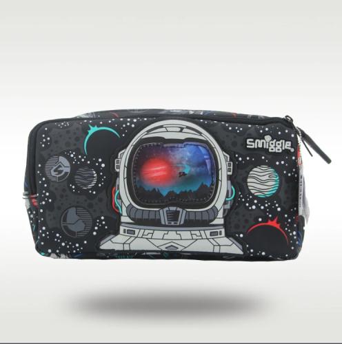 مقلمة رجل الفضاء سميقل